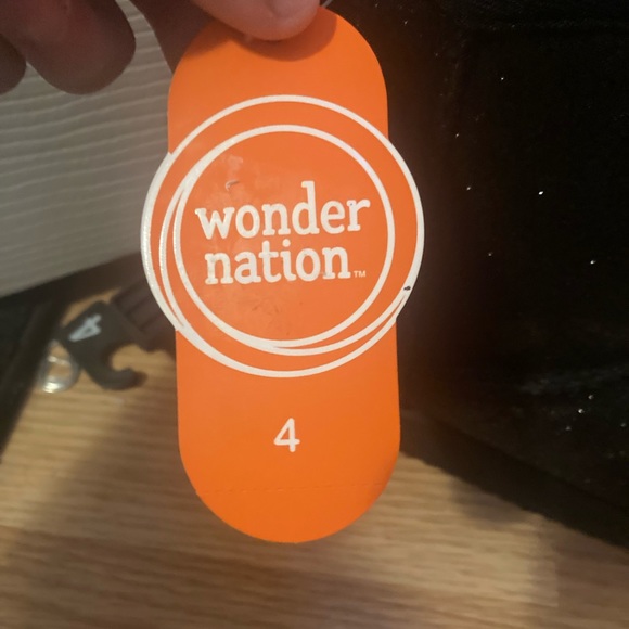 Black sparkly, size 4 boots for kids, from wonder nation. - Picture 3 of 3